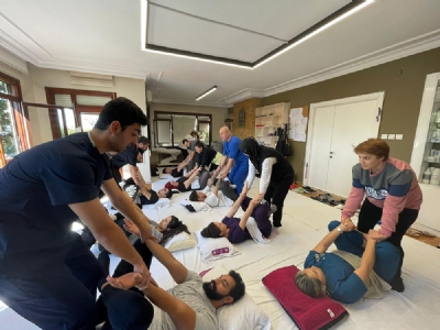 Masaj Eğitimi Sırasında...